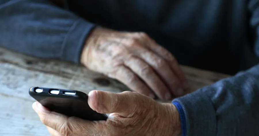 Best Cell Phone Plans for Seniors