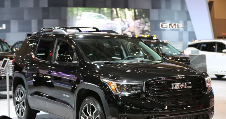 Under the Hood of the 2019 GMC Acadia