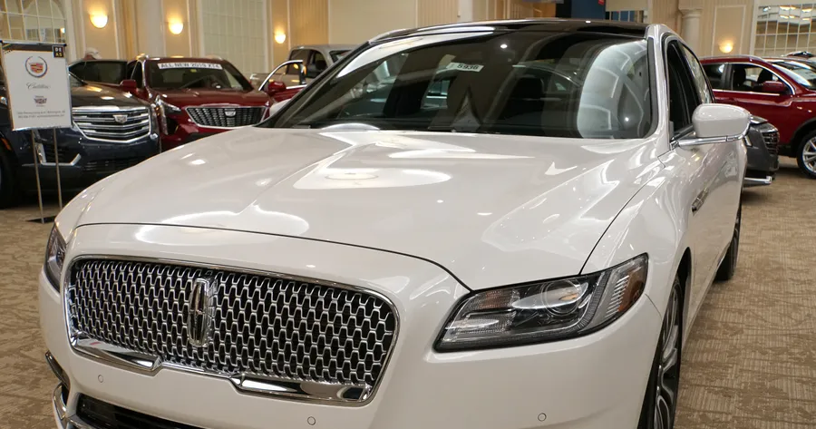 Luxury of Another Age: The 2019 Lincoln MKZ