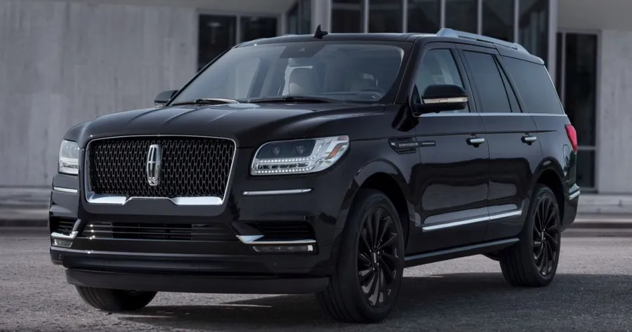 Inside the 2020 Lincoln Navigator