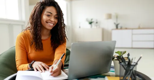 Online Courses That Will Help You Start Your Own Business