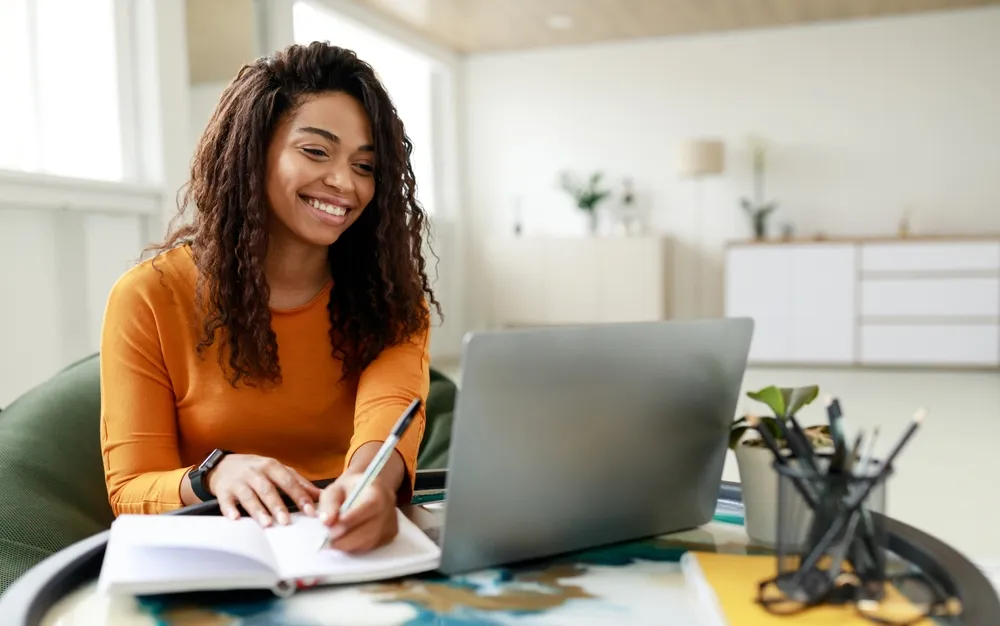 Online Courses That Will Help You Start Your Own Business