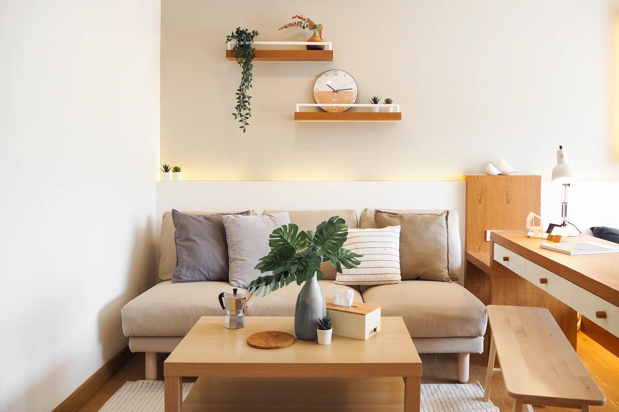 Maximizing Space and Style: Choosing the Ideal Furniture for Small Spaces