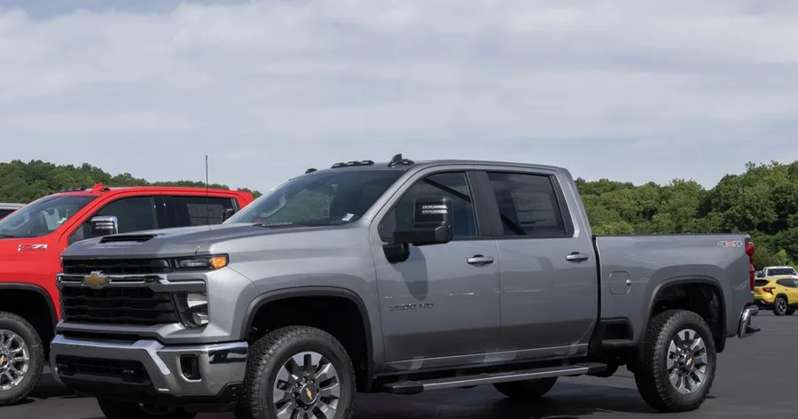 Chevy Silverado Deals: Power, Savings, and Expert Insights