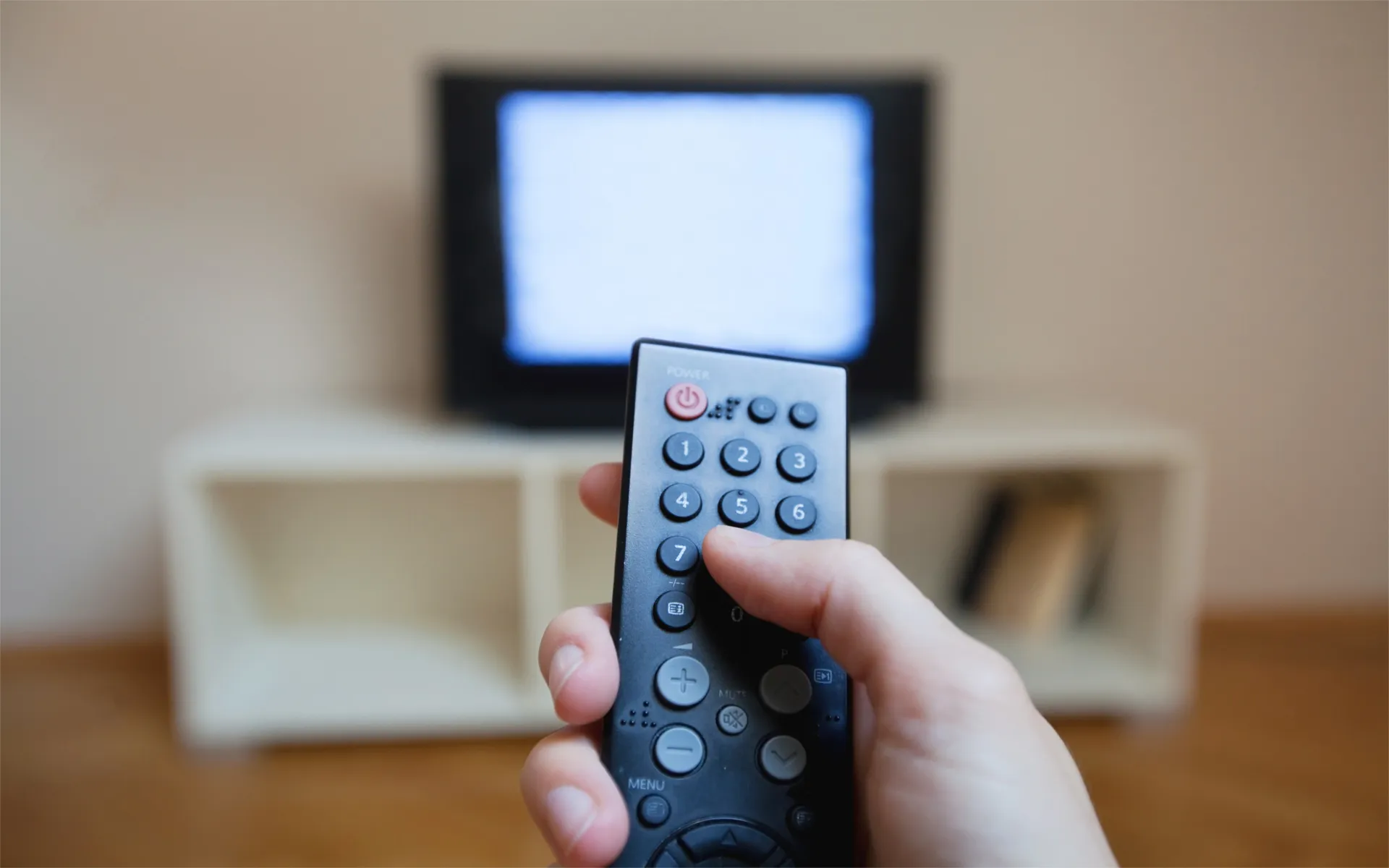 Who is Offering the Best Cable TV Deals?