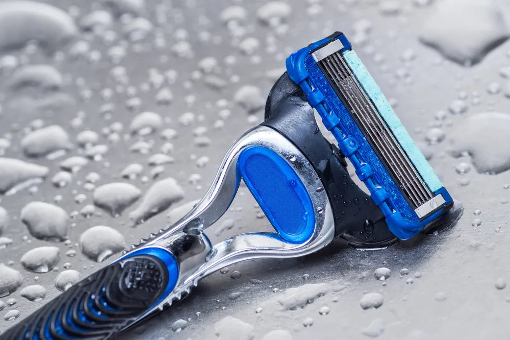 Is It Cheaper to Order Razors Online?