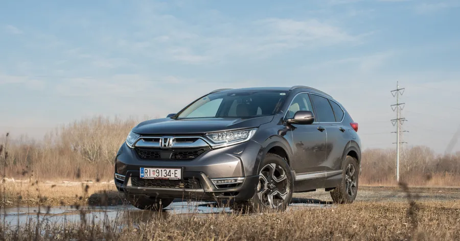 Honda CRV: Fuel Efficiency Meets Comfort