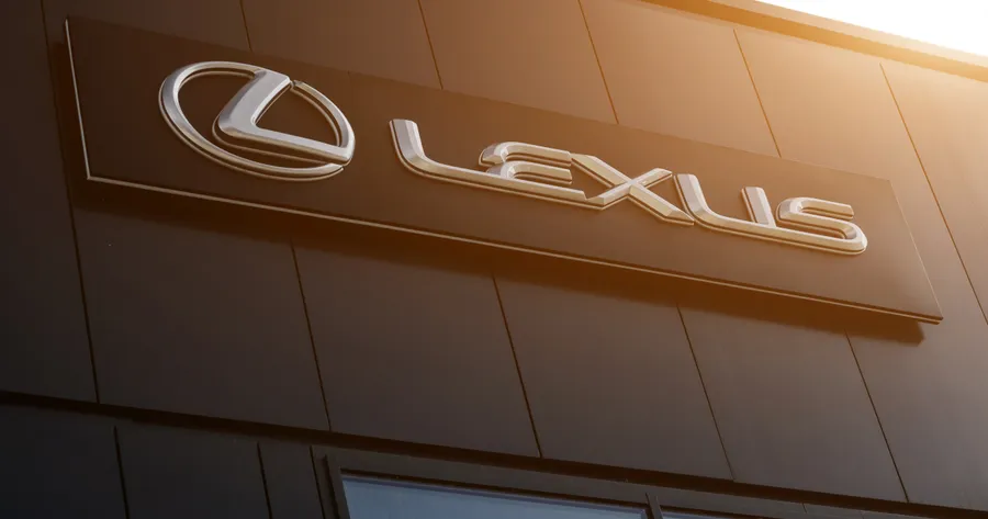 Luxury and Efficiency: The Lexus RX Story
