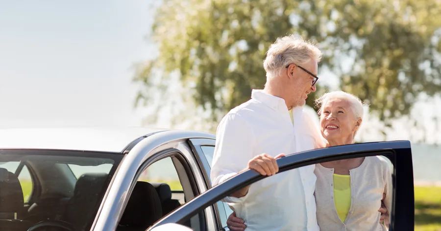 Senior Auto Insurance: Peace of Mind, Customized Coverage, and Savings