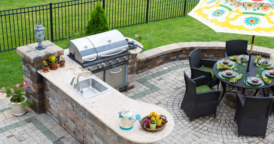 Transform Your Backyard – Find Outdoor Kitchen Installation Near You