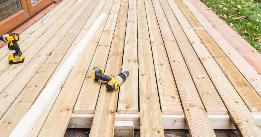 Why Custom Deck Installations Are The Way To Go