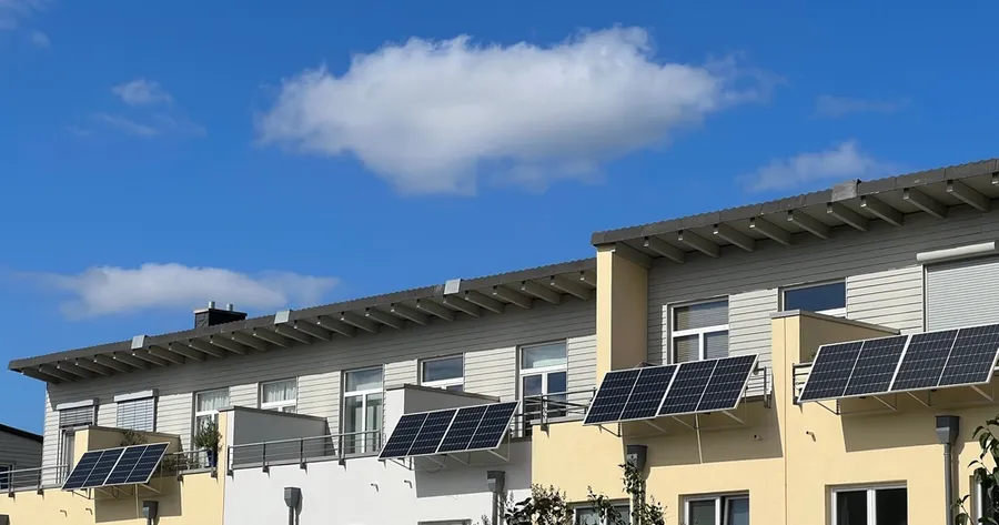 Balcony Solar Panels Provide 24/7 Clean Energy – See The Going Rates Near You