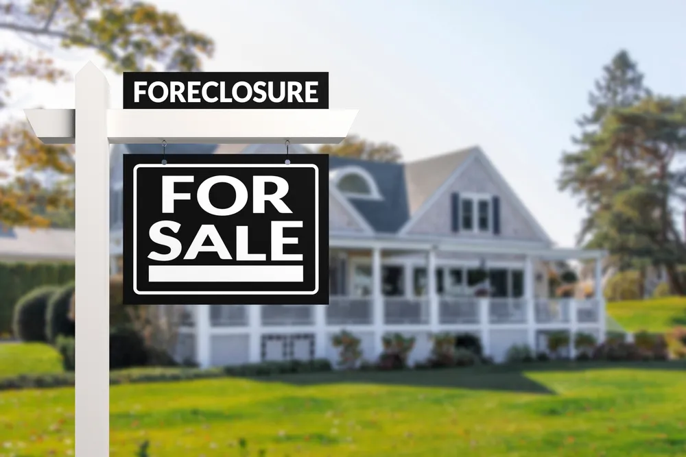 The Benefits of Buying Foreclosed Homes and Where To Find Them