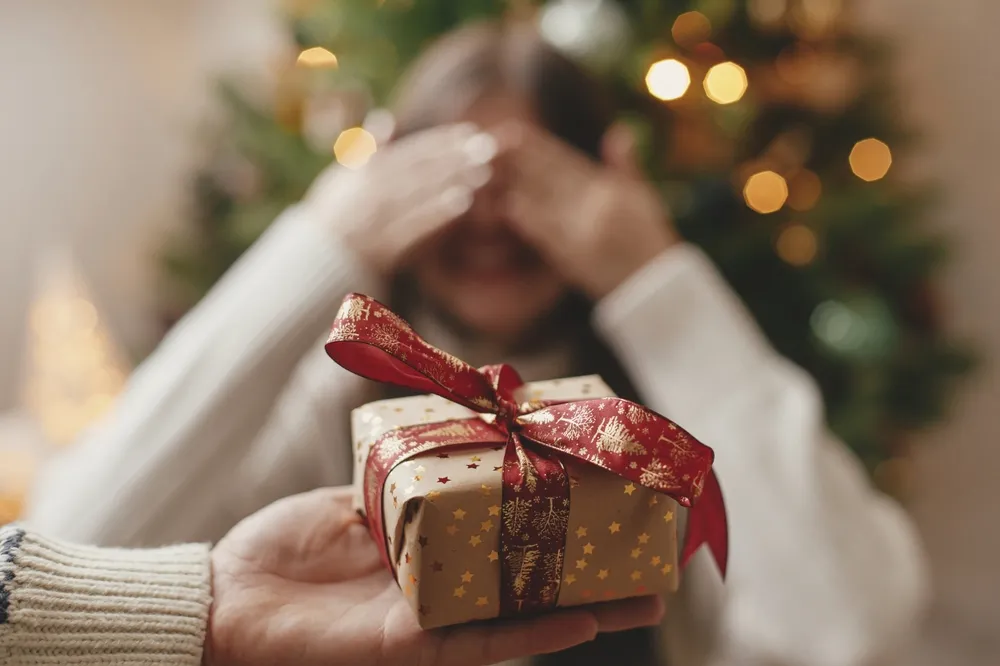 DIY Christmas Gifts: Unwrapping the Joy of Personalized Giving