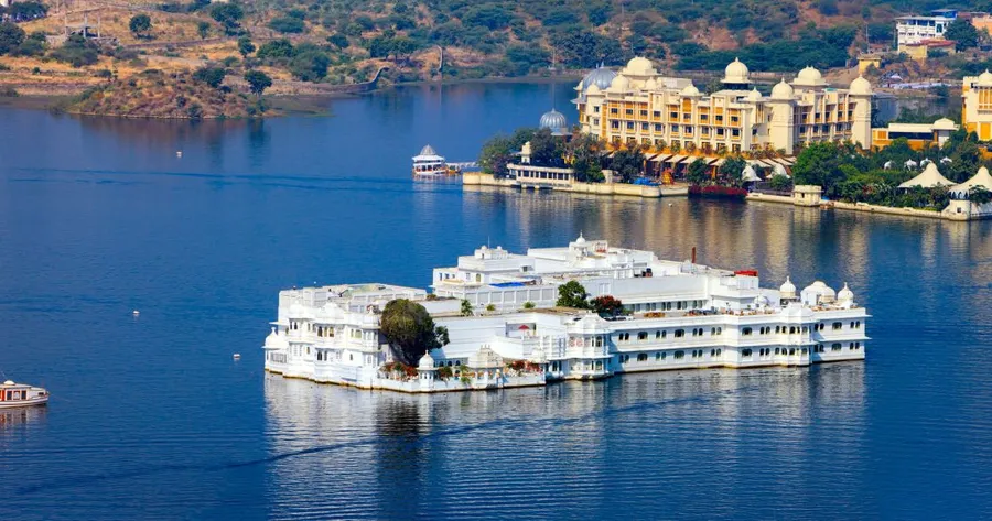 10 Luxury Hotels That Will Make You Fall in Love with India