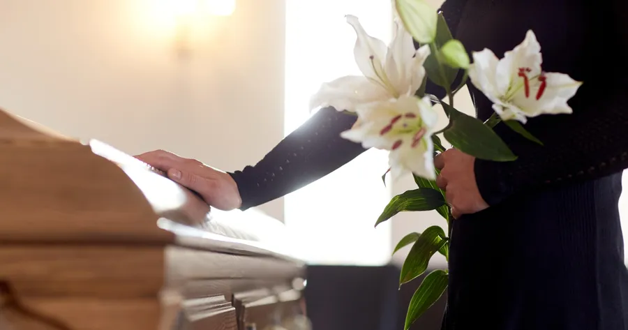 Why People Are Choosing to Purchase Burial Insurance