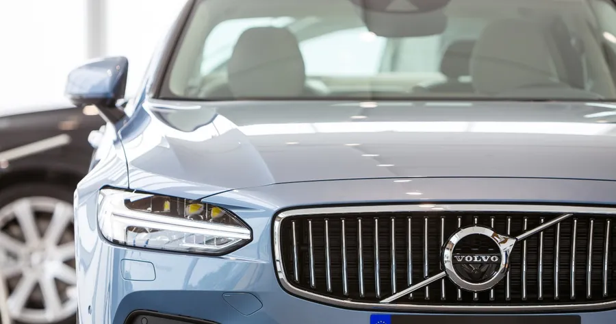 Your Guide to Choosing the Best Luxury Sedan of 2020