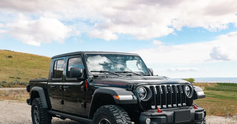 Jeep Gladiator: The Unbeaten Path Awaits You