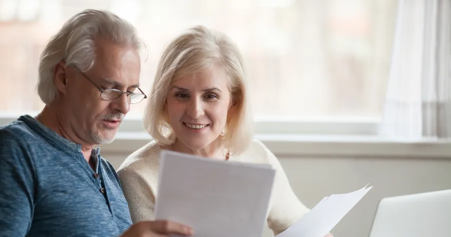 Financial Independence in Retirement: Why Seniors Should Invest Online