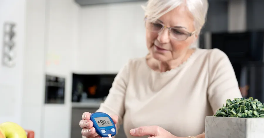 Understanding Diabetes in Seniors: Signs, Symptoms, and Medications