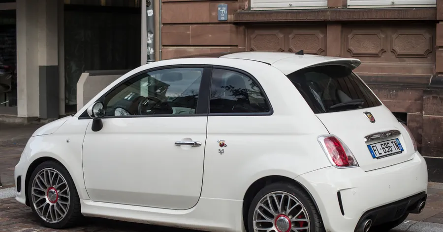 Nieuwe Kleine Elektrische Auto’s voor Senioren: Ideaal voor Stadsleven!