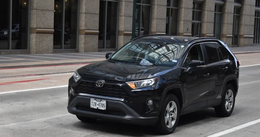 Why the 2025 Toyota RAV4 Continues to Lead the Compact SUV Market