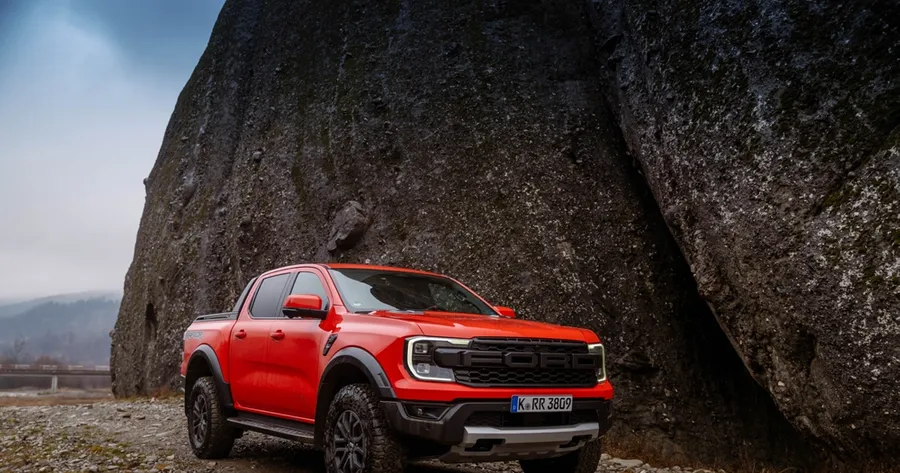 What Makes the Ford Ranger Raptor Stand Out in 2025