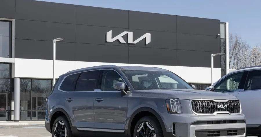 A Side-by-Side Comparison of Kia Telluride vs. Hyundai Palisade