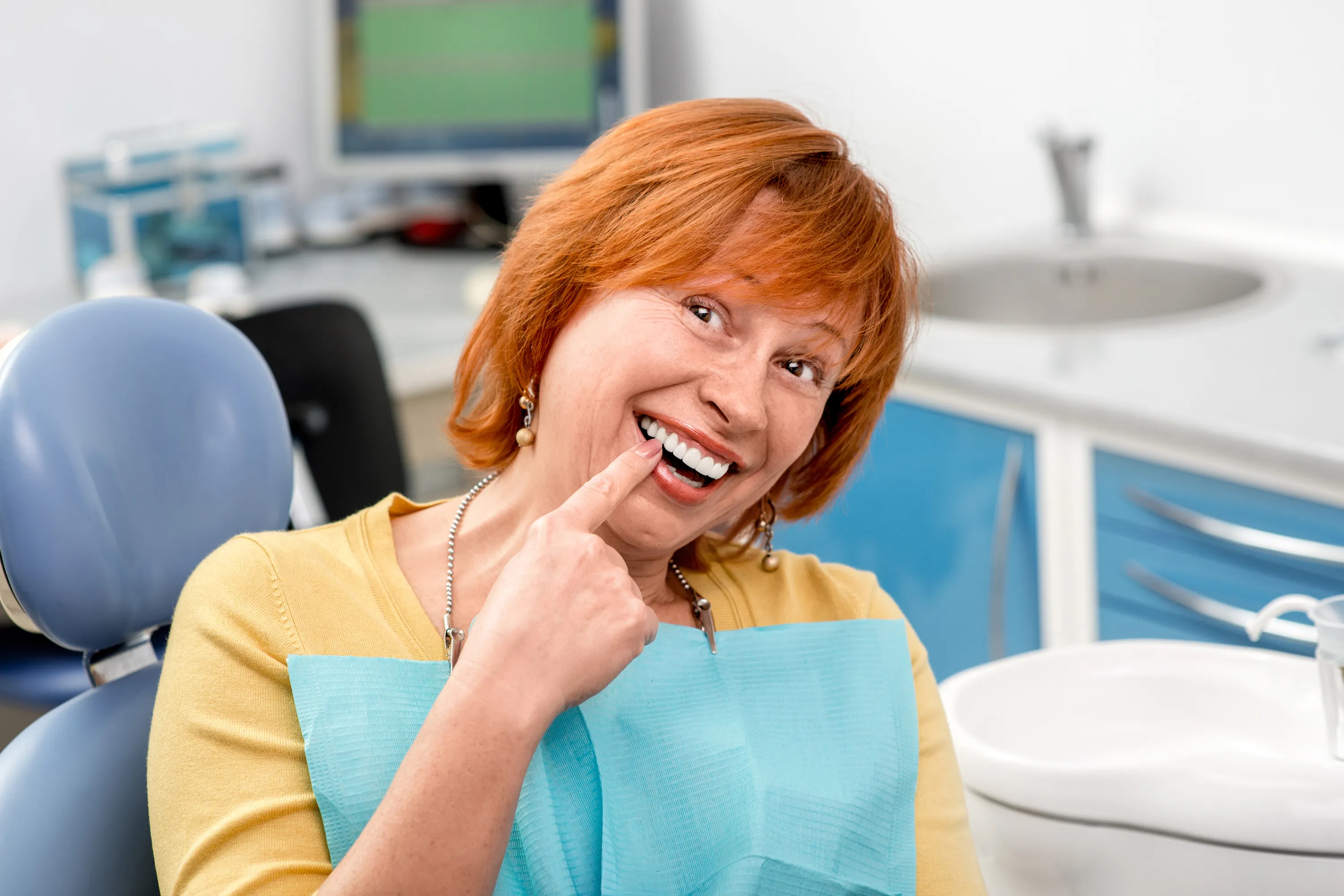 Get Your Flawless Smile Restored With Dental Implants (Procedure, Costs & More)