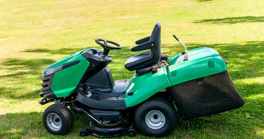 Top Riding Lawn Mowers of 2025