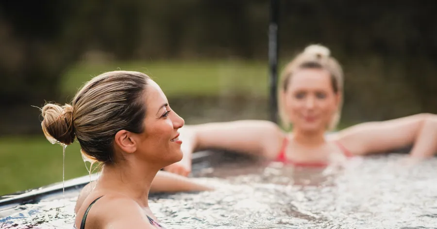 Easy Install Hot Tubs For Quick Relaxation