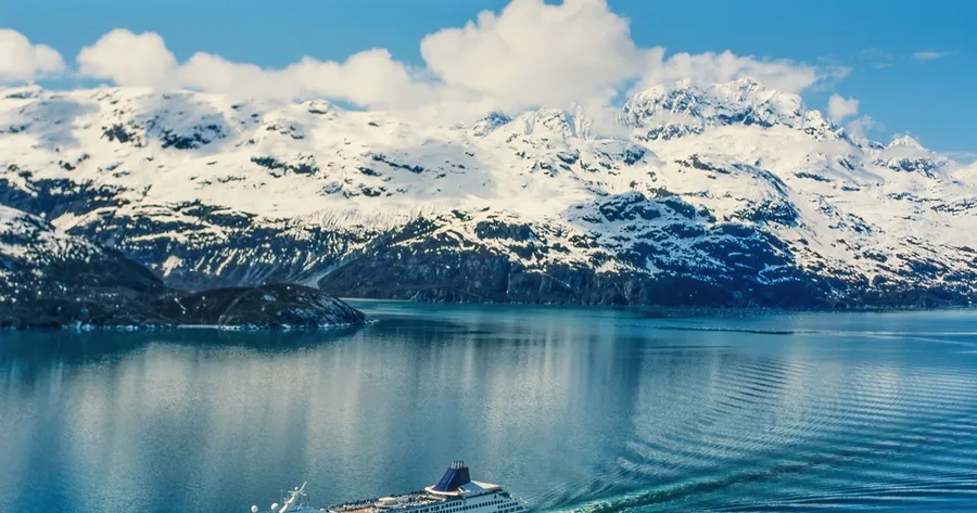 Exploring Alaskan Cruises: A Journey Through the Last Frontier