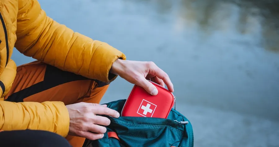 Essential Items for Emergency Preparedness Kits: What You Really Need to Pack