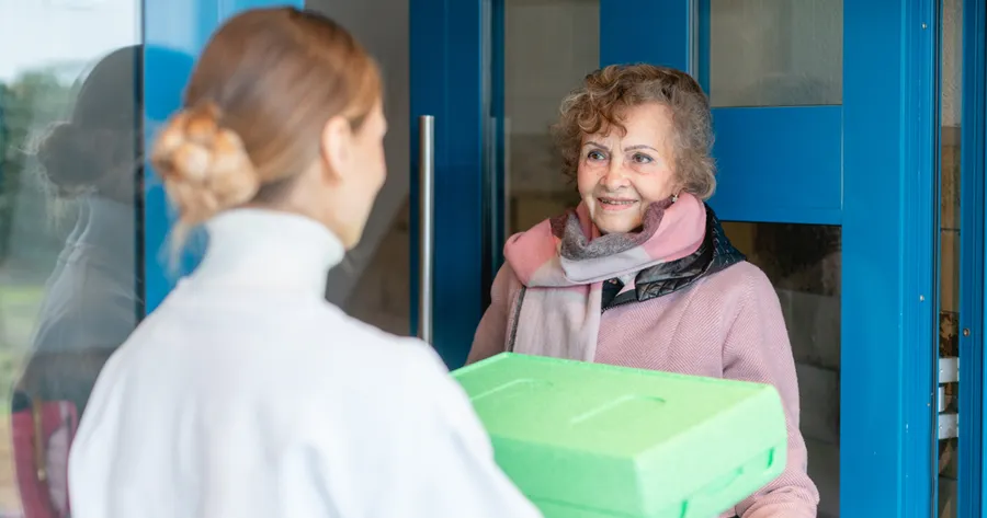How Medicare Can Deliver Meals to Seniors