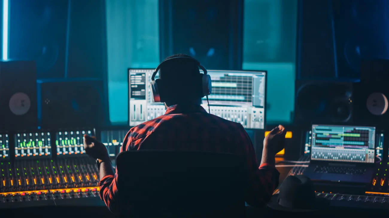 Master the Art of Sound: 10 Audio Engineering Education Programs You Need to Know About!