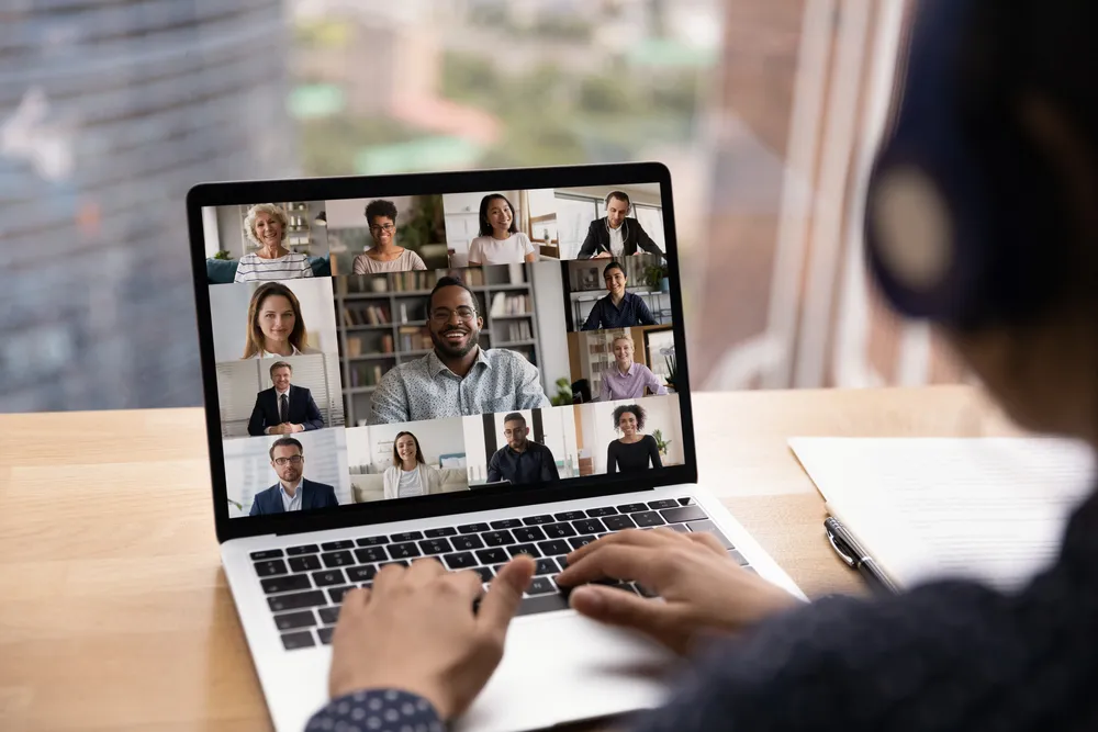 Make More Connections: Reasons You Should Use Virtual Networking Platforms