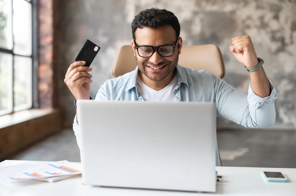 Exploring No-Fee Online Bank Account Options in the Digital Age