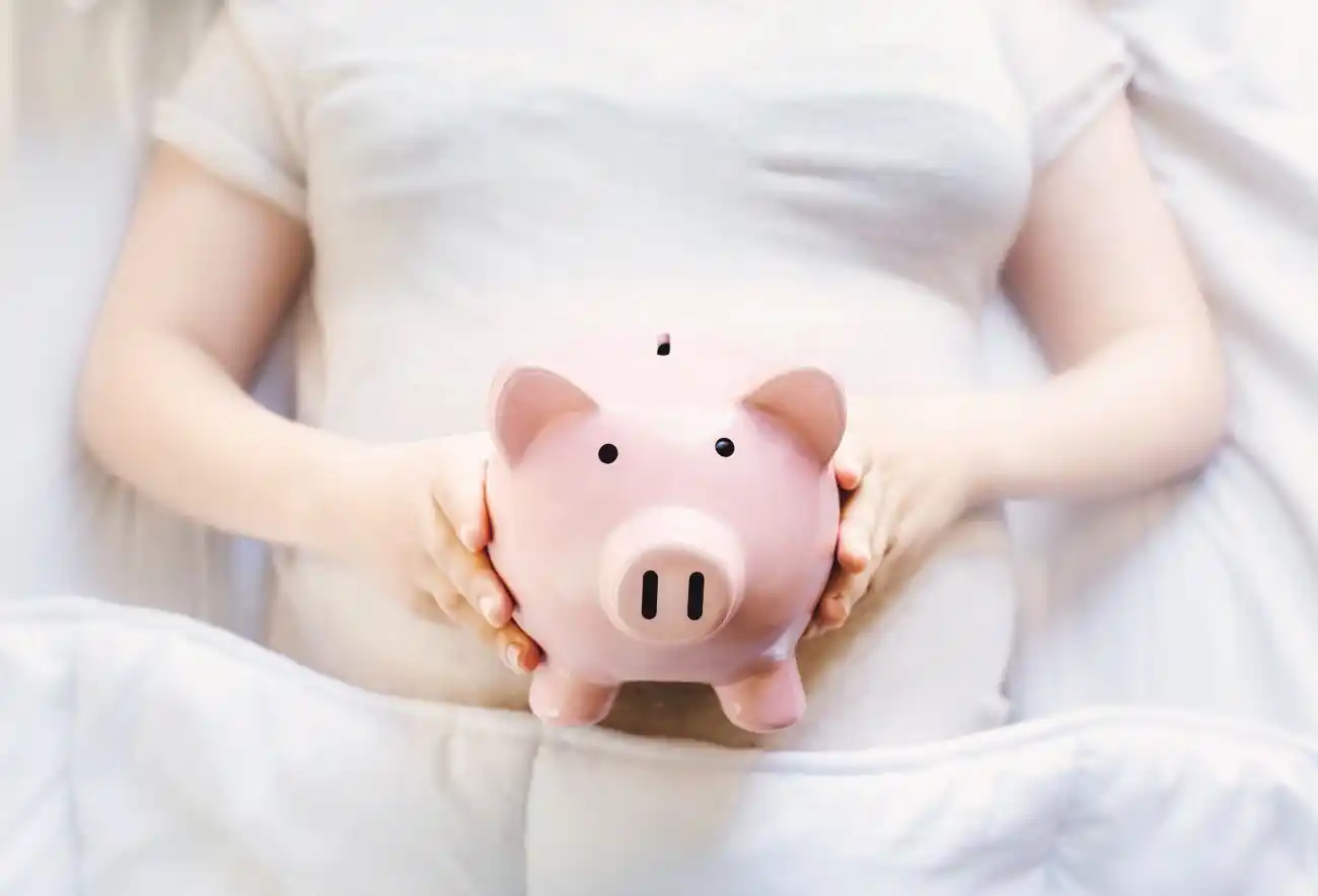 How to Pay for a Pregnancy