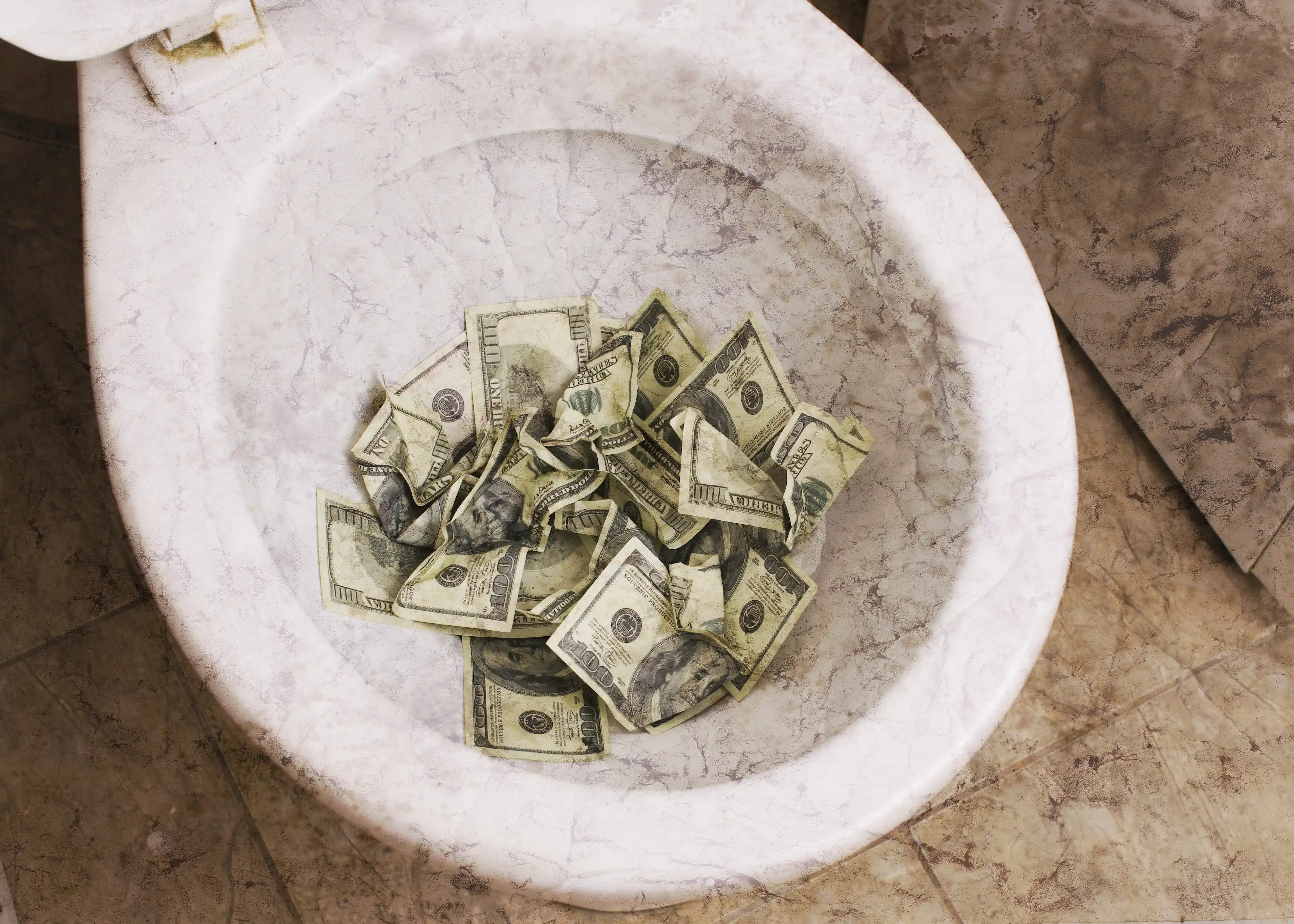 Cash Filling Toilet
