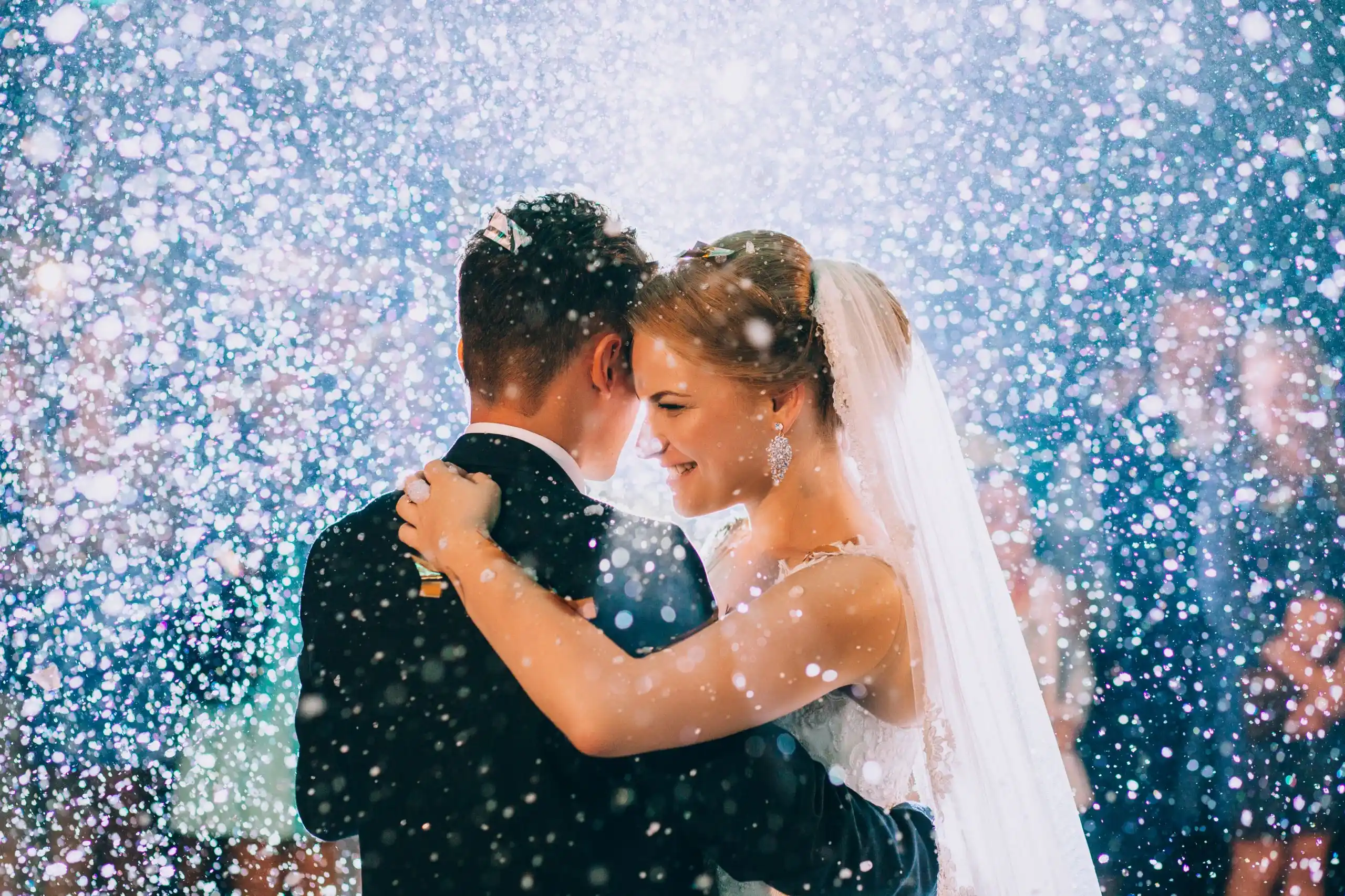 What Are the Best Winter Wedding Themes? - Zola Expert Wedding Advice