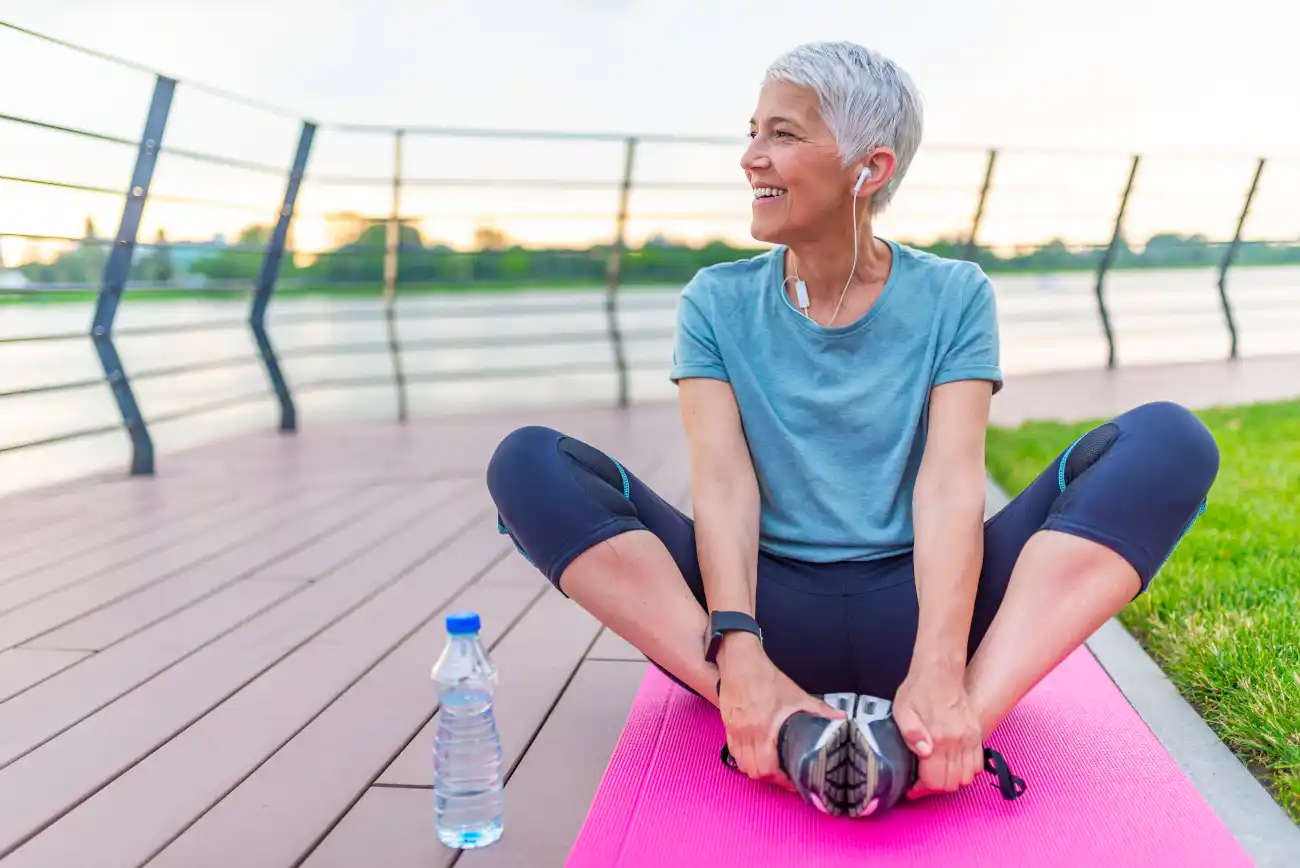 5 Exercise Apps For Seniors Looking To Stay Active or Lose Weight