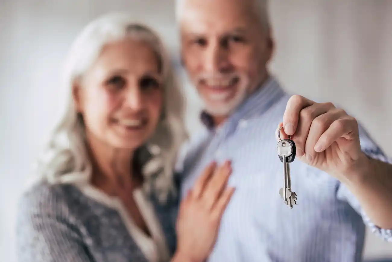 These Home Loan Refinance Options Can Help Seniors Save On Mortgage Payments