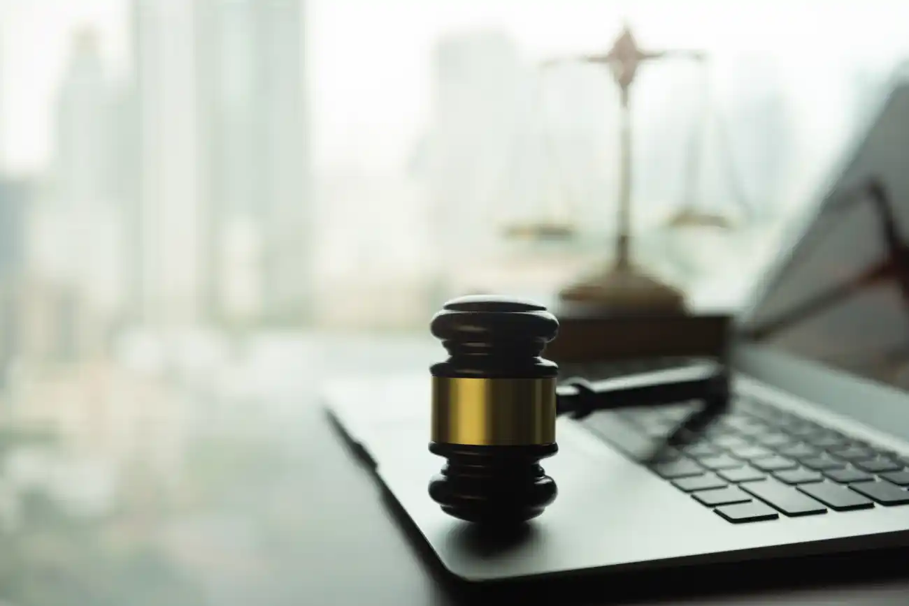 The Top 5 Software Solutions For Law Firms