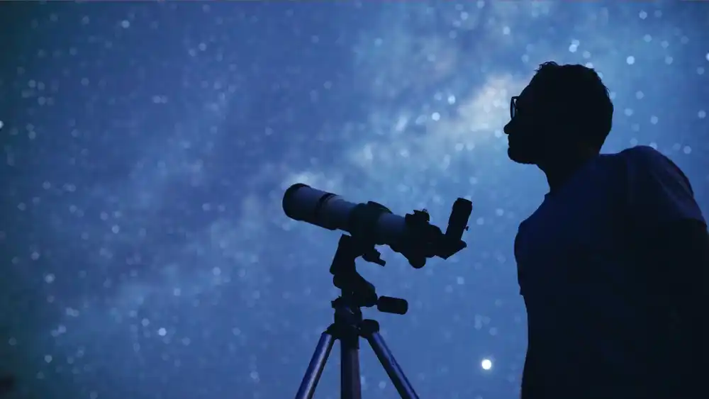 A Guide to Astronomy and the Best Courses