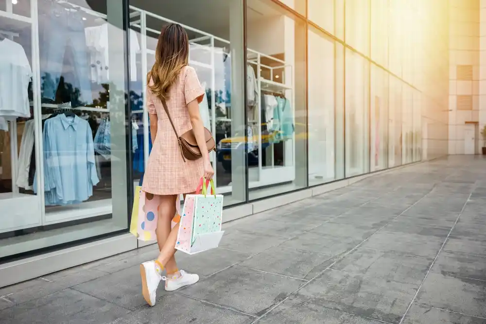 How Storefront Windows Transform Your Business