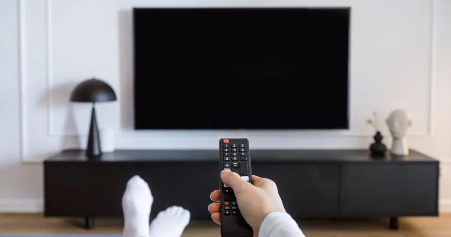 Master the Art of Internet and TV Bundle Savings