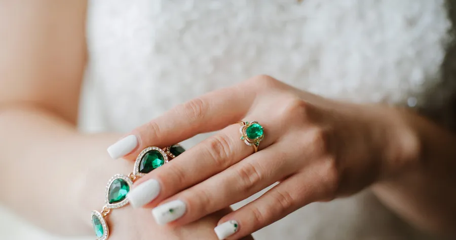 Stunning Birthstone Rings: A Perfectly Timeless Gift for Every Month