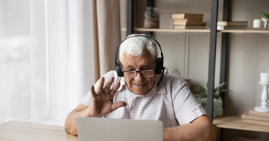 Budget-Friendly Internet Options That Keep Seniors Connected