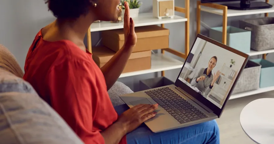 How Online Platforms Enhance Mental Health Access
